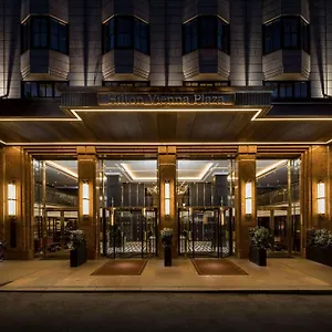 https://hilton-plaza.vienna-besthotels.com